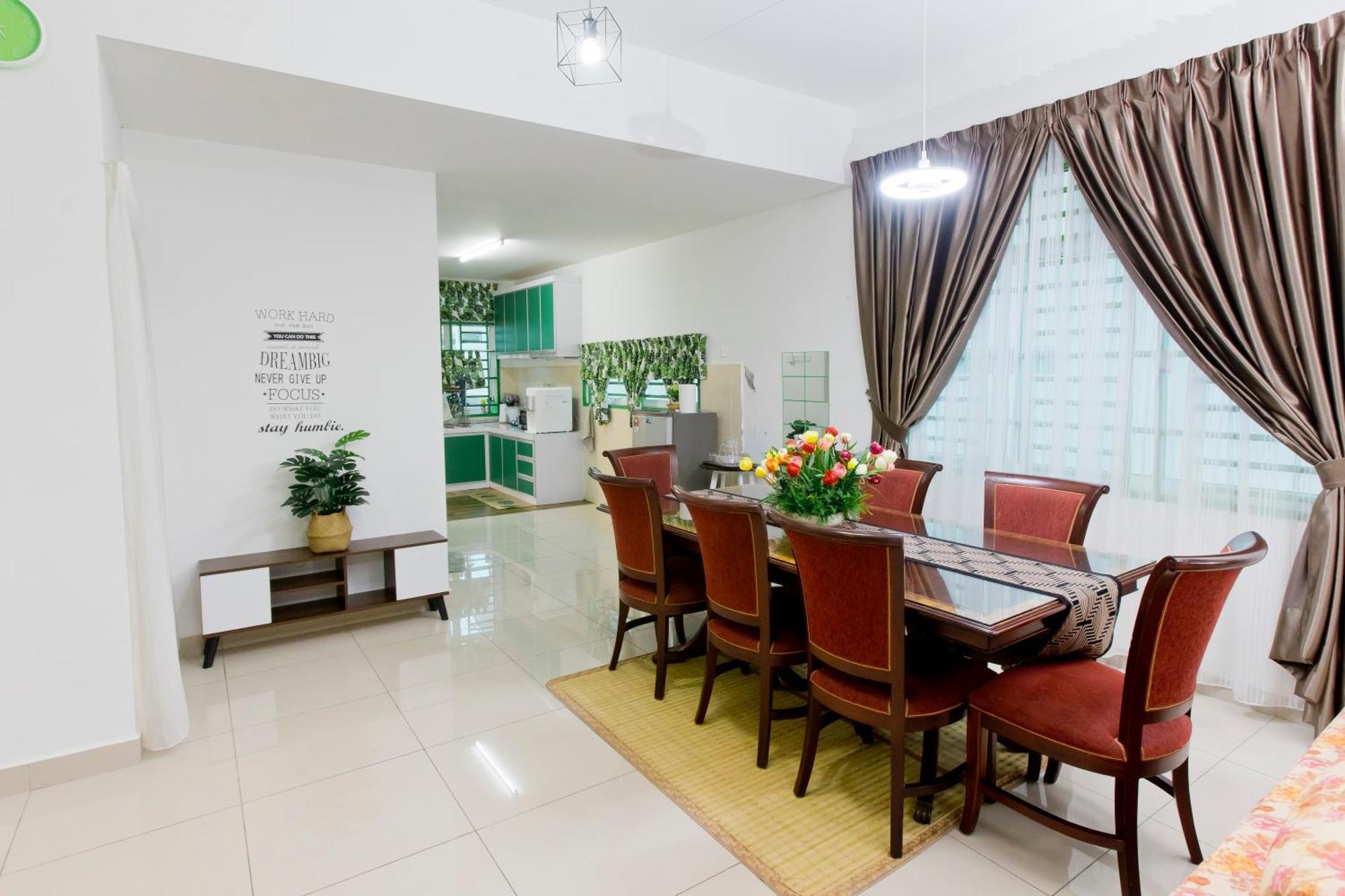 Desaru 16Pax Family With Private Mini Pool & Jacuzzi Villa Kota Tinggi Bagian luar foto
