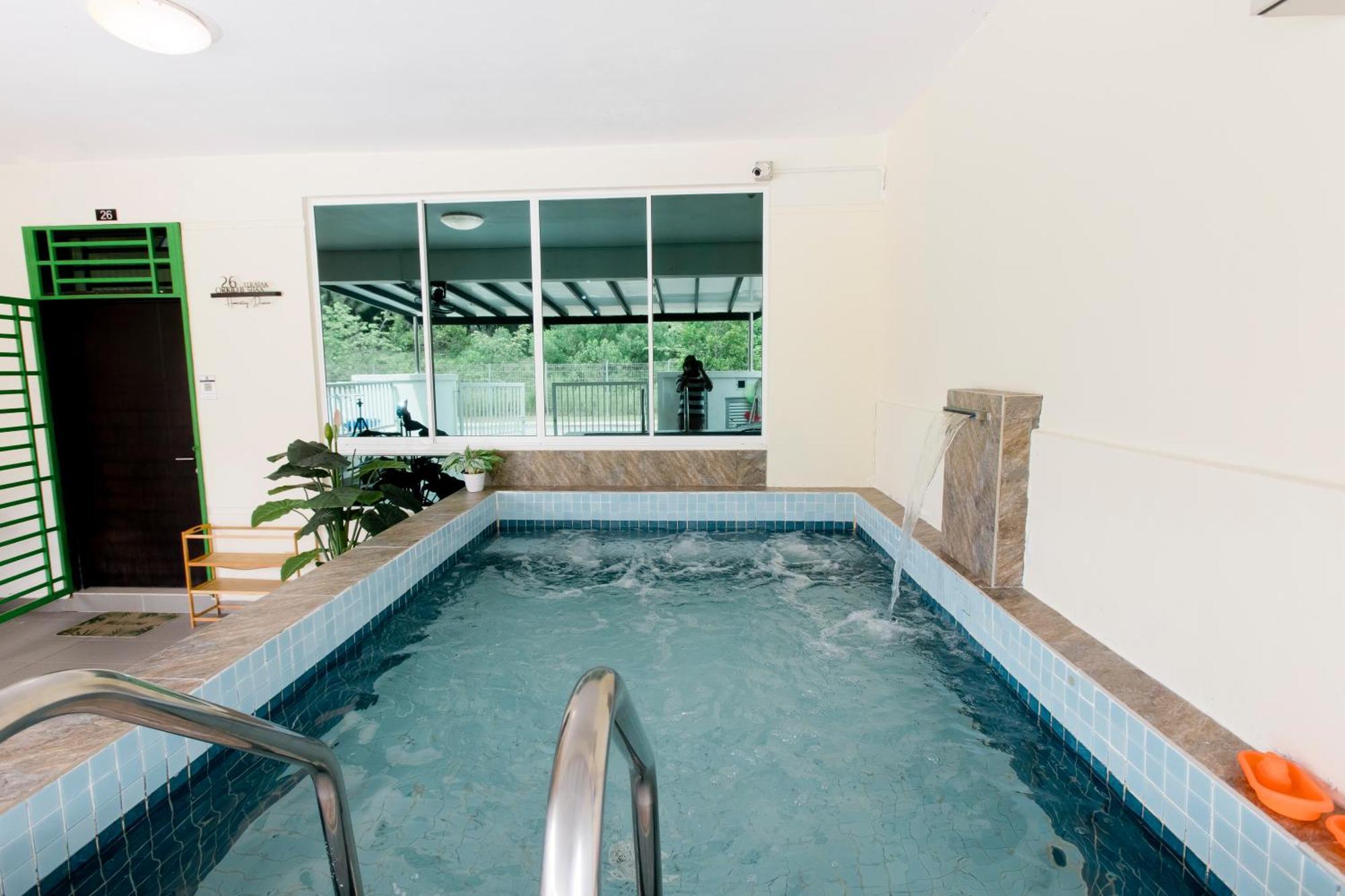 Desaru 16Pax Family With Private Mini Pool & Jacuzzi Villa Kota Tinggi Bagian luar foto