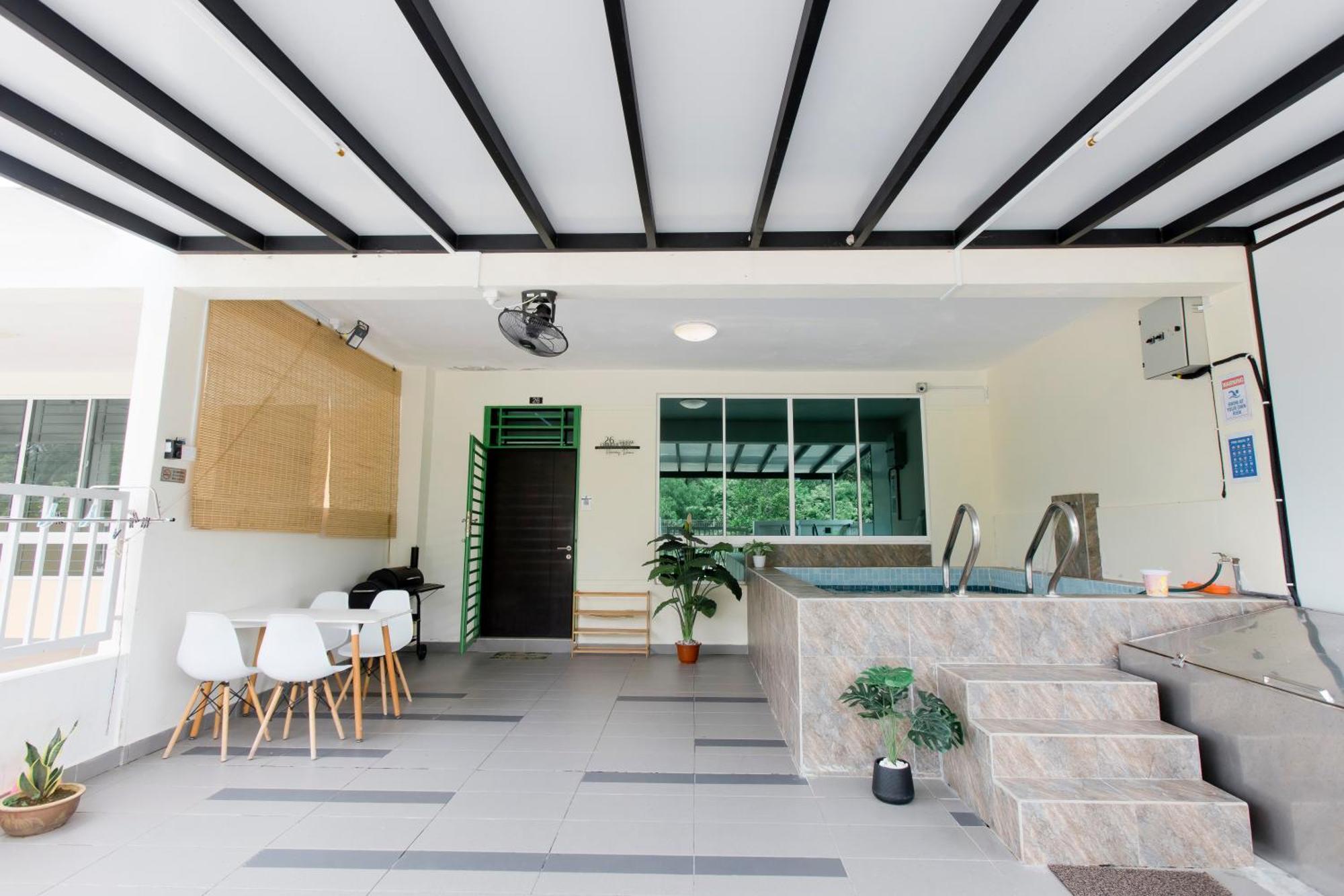 Desaru 16Pax Family With Private Mini Pool & Jacuzzi Villa Kota Tinggi Bagian luar foto